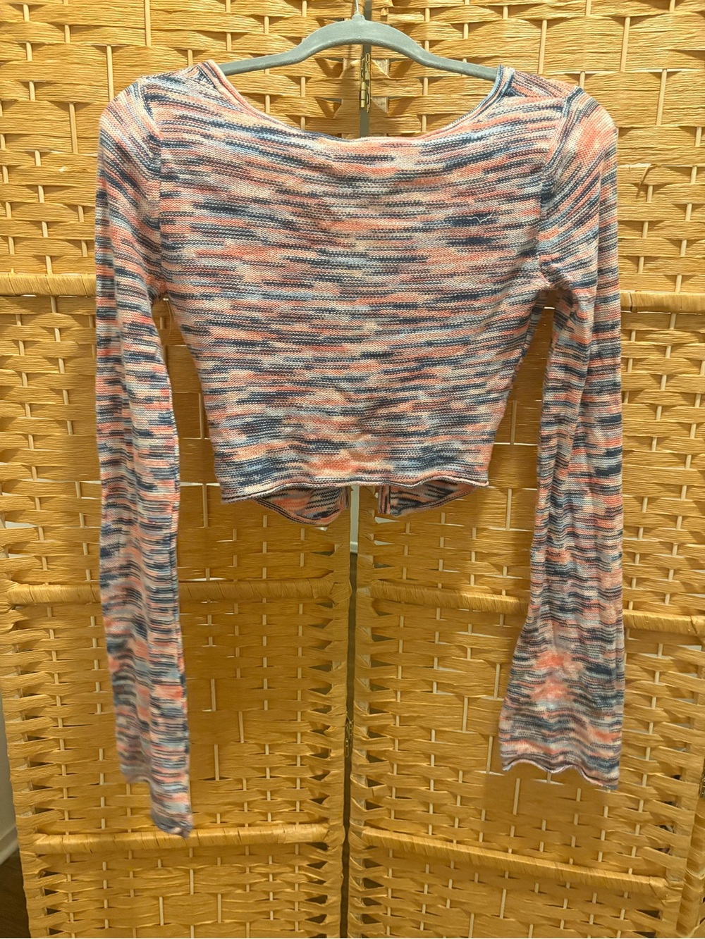 AE Knot-Front Multicolor Knit Crop Top - Coral/Blue XS - Picture 6 of 6